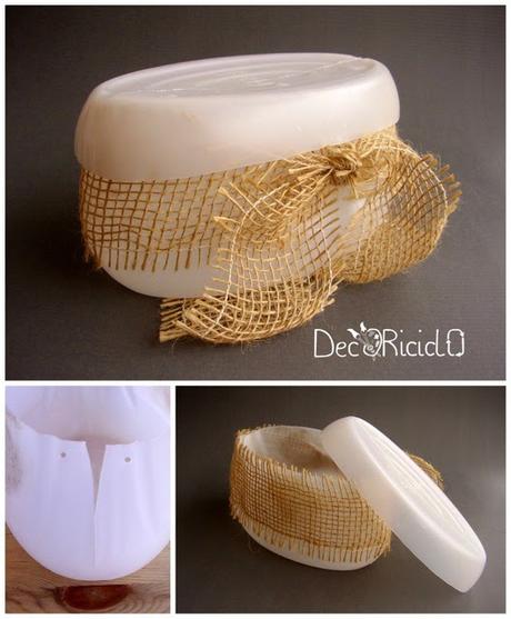 Scatola con coperchio, da due flaconi di detersivo Scatola con coperchio, da due flaconi di detersivo