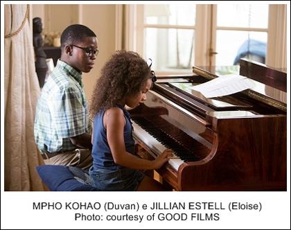 Black-or-white_img2_MPHO-KOHAO-(Duvan)-e-JILLIAN-ESTELL-(Eloise)