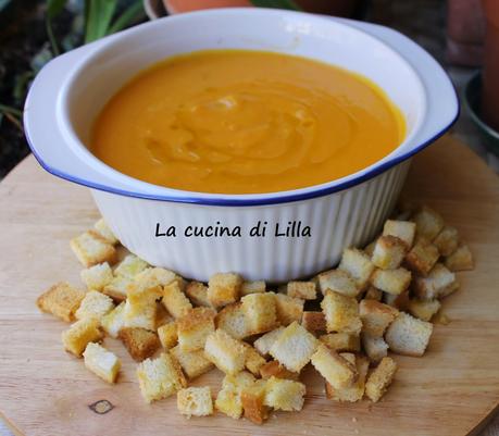 Zuppe e minestre: Vellutata di zucca e carote