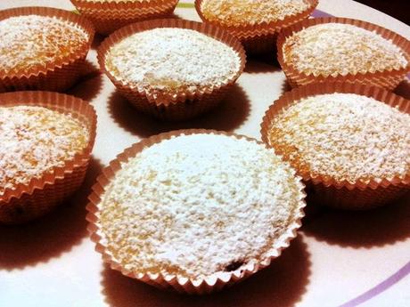 MUFFIN CON GOCCE DI CIOCCOLATO AL PROFUMO DI MANDERINO