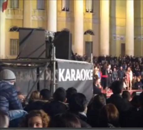 23 anni dopo il Karaoke di Pintus infiamma la piazza di Verona