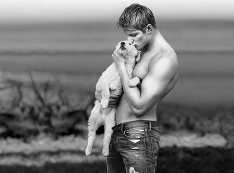 Abercrombie Fitch Picture Alexander Ludwig 800x593 See Abercrombie & Fitchs volti più famosi