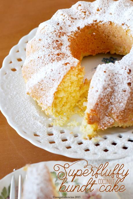 Ciambella supersoffice al cocco | Superfluffy coconut bundt cake