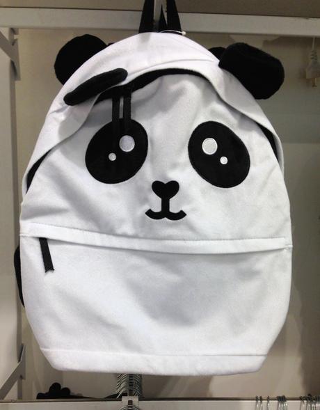 H&M- zaino panda (pandaffanculo? direbbe qualcuno... eh... perdonatemi ma non ho resistito)