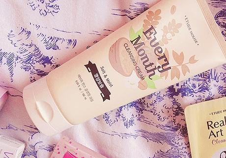 Every Month Cleansing Cream, Etude House
