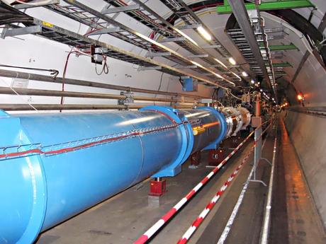 Prove dell’esistenza di universi paralleli all’interno del Large Hadron Collider