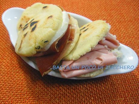 Colazione: Ineffabile e variegato rito mattutino dei popoli.  Casabella-Lago Maggiore-B&B e le sue molteplici proposte