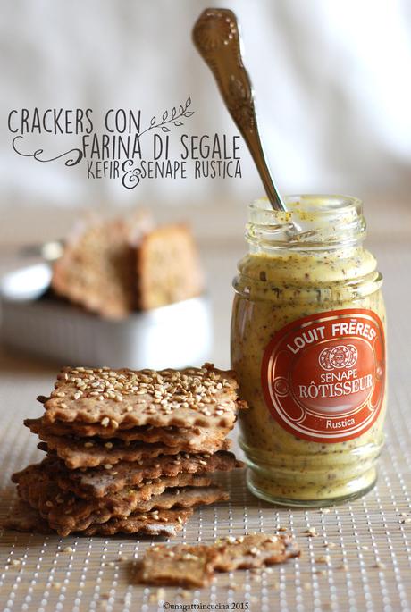 Cracker di segale, kefir e senape rustica | Rye crackers with kefir and rustic mustard