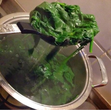 Diario dei buoni propositi: cucina leggera - spinaci e lenticchie in
due versioni Diario dei buoni propositi: cucina leggera - spinaci e lenticchie in
due versioni