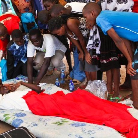 Il cielo non ha preferenze ( E.M.Remarque) Il cielo non ha preferenze ( E.M.Remarque)