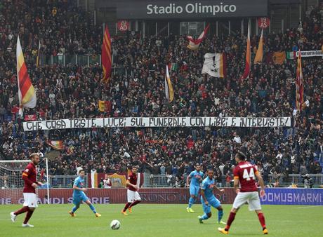 Io non ci sto! Cori e striscioni fanno una nazione di fascisti.