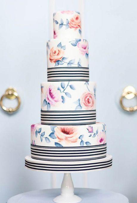Decorazioni a mano: le Watercolor Wedding cake