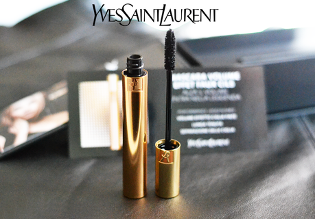Yves Saint Laurent, Mascara Volume Effet Faux Cils: Alza il volume del tuo sguardo! - Review