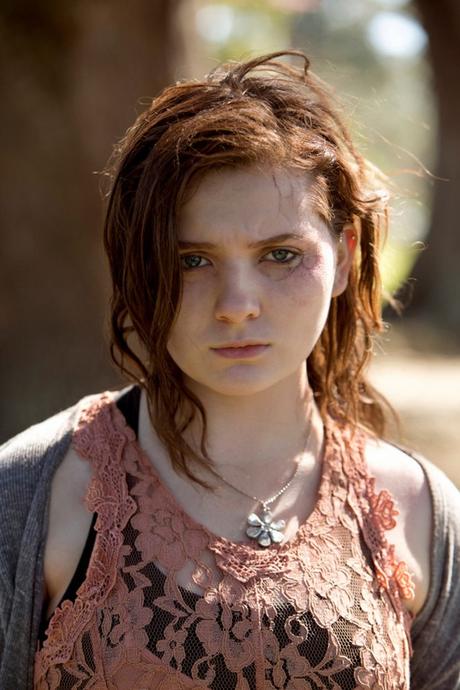 Maggie-prime-immagini-dello-zombie-movie-con-Arnold-Schwarzenegger-e-Abigail-Breslin