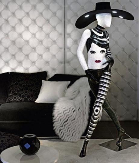 La donna è mobile! lampada-donna-1