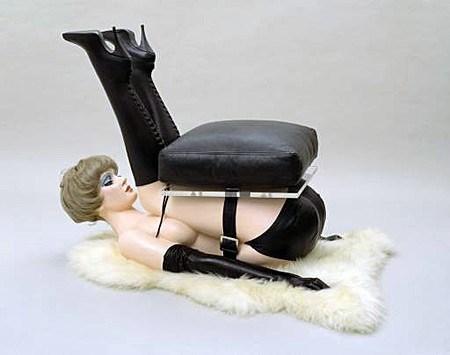 sedia-a-forma-di-donna-sexy