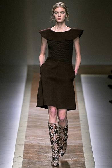 valentino2 PFW woman f/w 2011-2012: Valentino