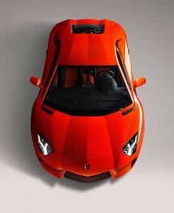 Lamborghini Aventador: nasce una leggenda
