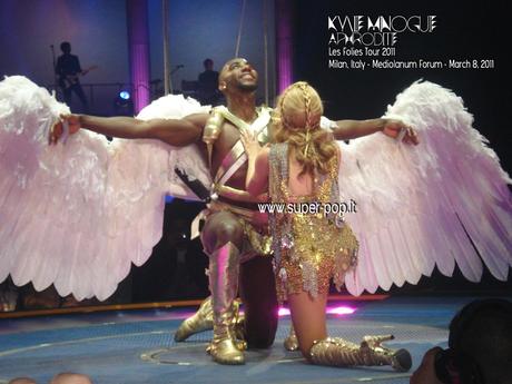 KYLIE MINOGUE - APHRODITE LES FOLIES TOUR 2011 - LIVE IN MILAN