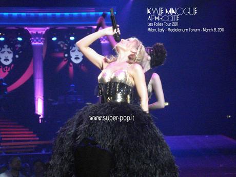 KYLIE MINOGUE - APHRODITE LES FOLIES TOUR 2011 - LIVE IN MILAN