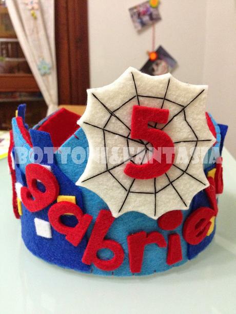 Una coroncina tema Spider man per un piccolo ometto!!!