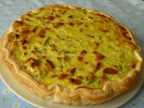 Torta salata con broccolo romanesco, wurstel e formaggi