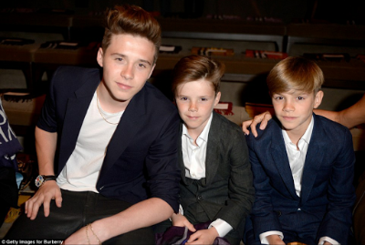 Brooklyn Beckham sbeffeggiato da papà David su Instagram – Ossessione della settimana #3