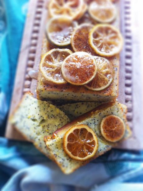 torta-limone-yogourt-semi-papavero-pronta