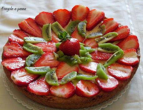 Crostata con  fragole e crema al limone