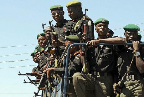 Nigeria-soldiers-in-truck-file-sito