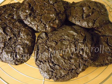 Double chocolate avocado cookies, gluten and dairy-free