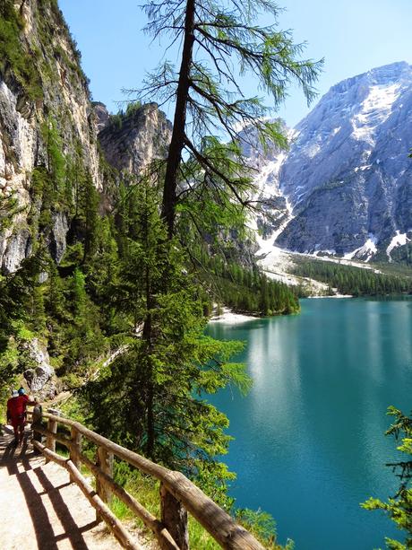 giro del lago di braies in val pusteria