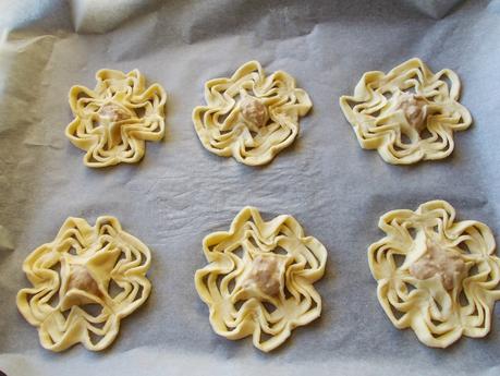 Intrecci di pasta sfoglia al gusto Ganhor