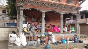 Terremoto Nepal, tanta paura, lenti gli aiuti