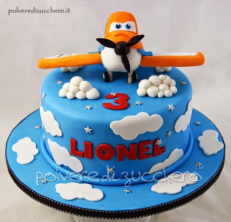 Disney Planes cake: torta decorata di Planes con Dusty in pasta di zucchero