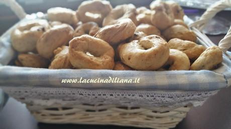 Tarallini con esubero di pasta madre