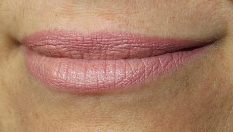 Essence rossetto labbra effetto nude - Cool Nude e Porcelain Doll