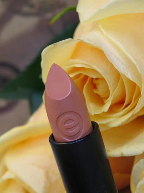 Essence rossetto labbra effetto nude - Cool Nude e Porcelain Doll