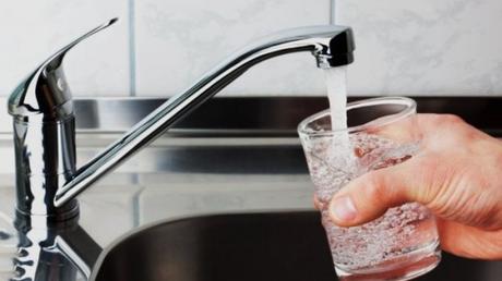 Falda acquifera inquinata. Vietato bere ed irrigare i campi acqua