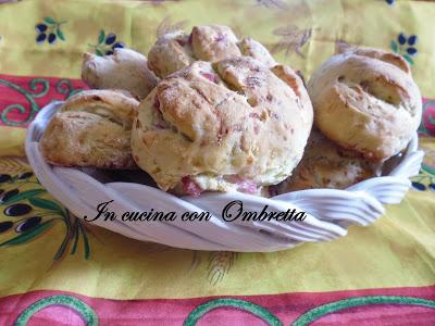 Pane con zucchine e pancetta