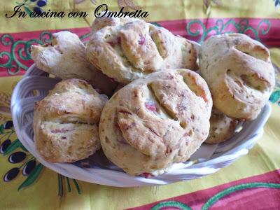 Pane con zucchine e pancetta