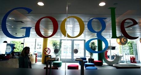 Google_Logo_Headquarters_01