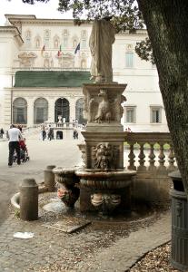 Villa Borghese - Fontane dei Mascheroni 2