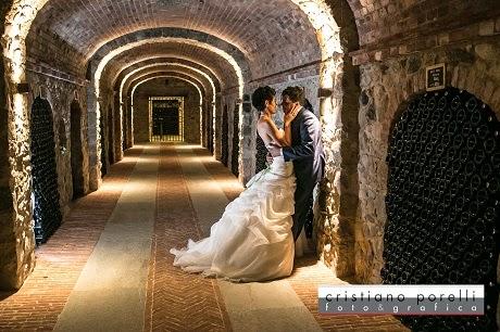 Per un servizio fotografico di nozze di-Vino non resta che sposarsi in Cantina