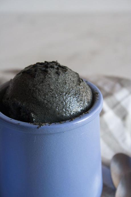 Gelato al sesamo nero vegan