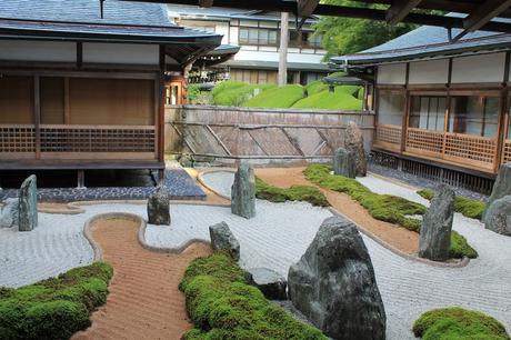 Una notte al Koyasan