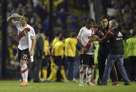 Copa Libertadores, Boca Juniors-River Plate: superclasico sospeso, alla “Bombonera” perde il calcio
