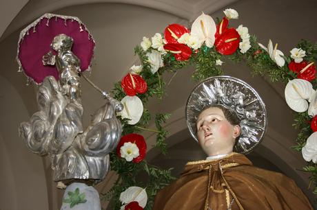 San Pasquale, che protegge le donne in cerca di marito…con lo zabaione!