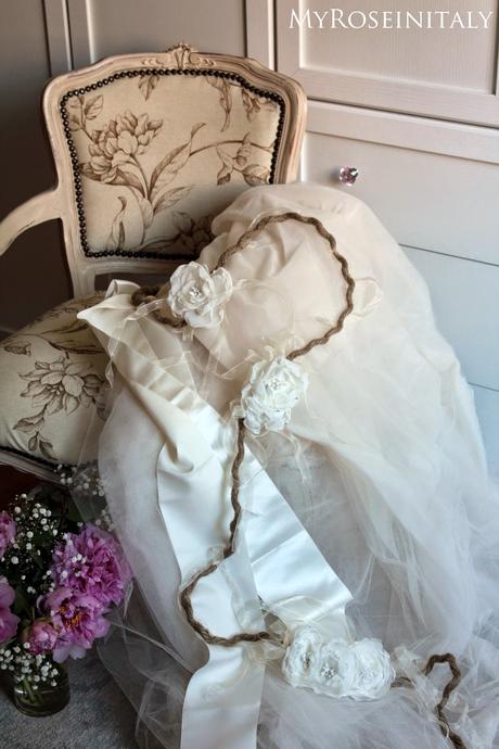 Matrimonio Handmade: ghirlanda di fiori di stoffa