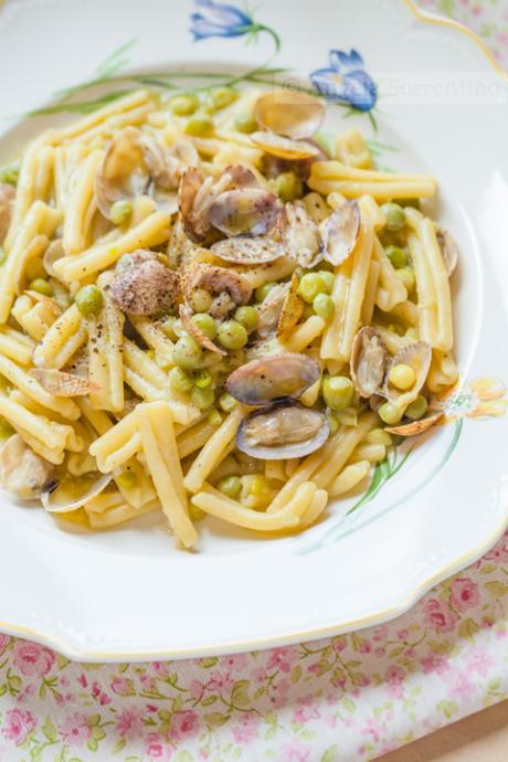 pasta piselli e vongole